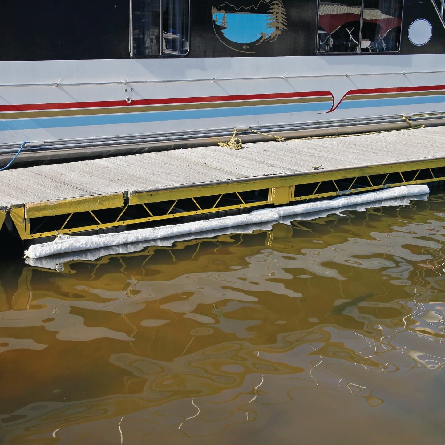 PIG Oil Boom - Oil-Only Absorbent Boom - 4 Pack - 3" x 20' Boom - Absorbs up to 4 gallons per Boom - BOM407