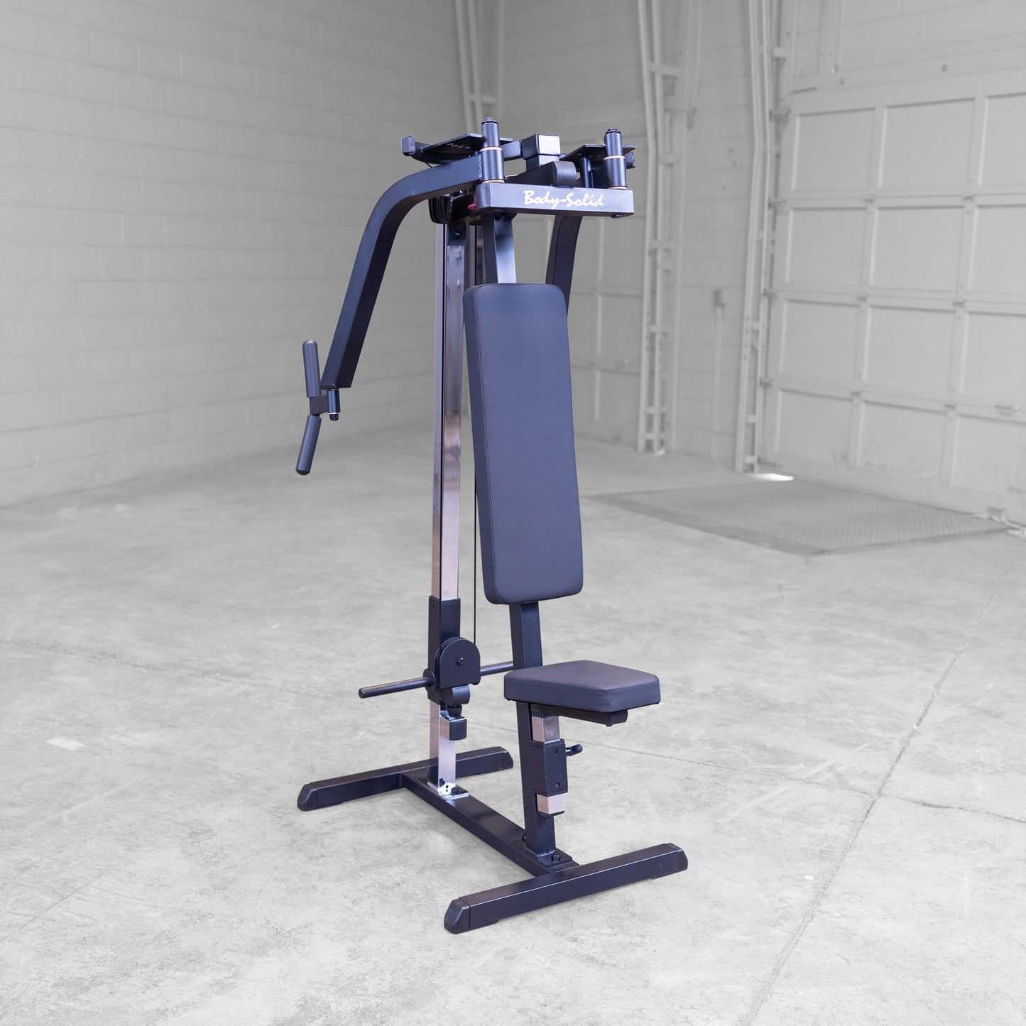 Body-Solid (GPM65B) Dual Function PEC Machine - Plate Loaded, Adjustable Chest, Back & Shoulder Workout Equipment, Black