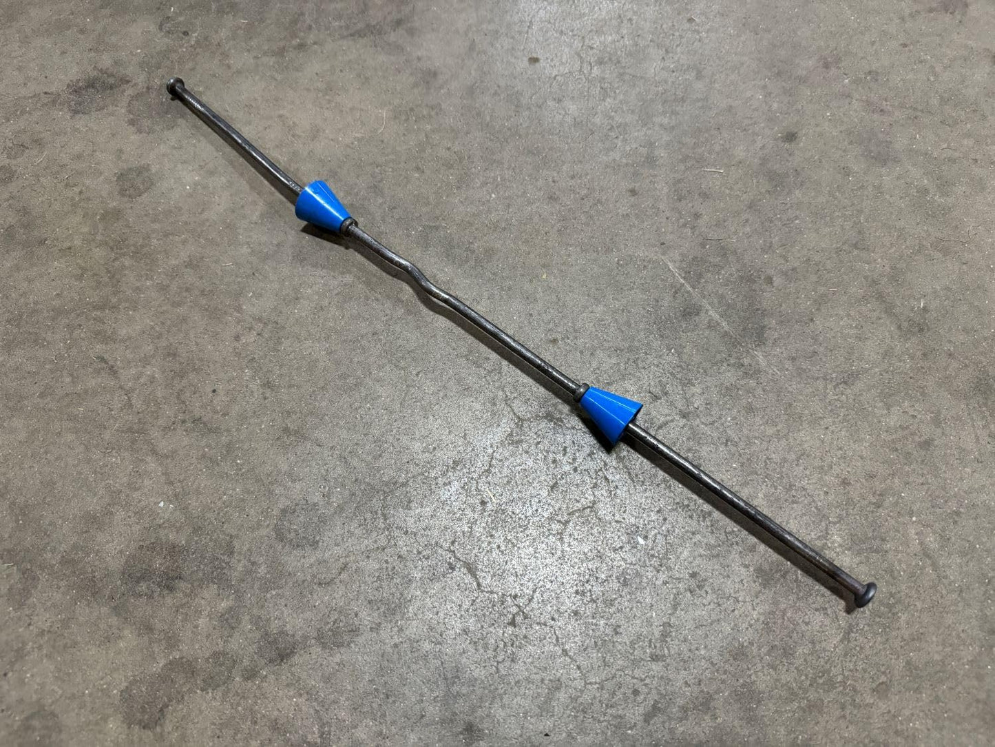 8" Standard Snap Ties for Concrete Forms - 1" Plastic Cones, Integral Heads - 2:1 Safety Factor, 2,250 lbs Working Load - 4 Gauge Steel (Short End - 4.75", 100) - 1 Year Warranty